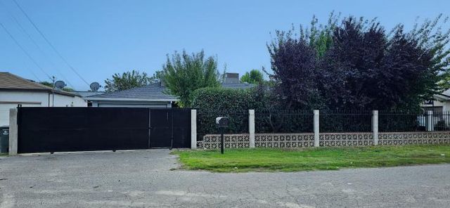 1054 Jay St, Olivehurst, CA 95961