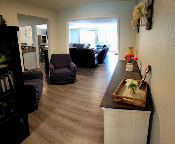 1054 Jay St, Olivehurst, CA 95961