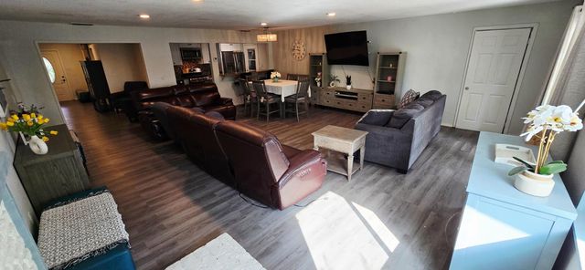 1054 Jay St, Olivehurst, CA 95961