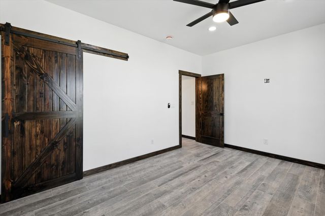 835 Club Lake Road, Whitesboro, TX 76273