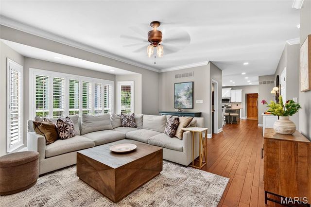 1531 Winter Chase Drive, Fenton, MO 63026