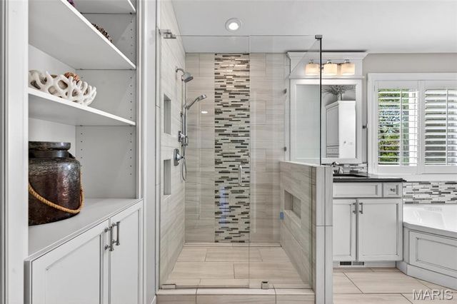 1531 Winter Chase Drive, Fenton, MO 63026
