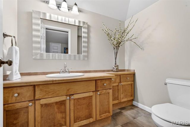 1531 Winter Chase Drive, Fenton, MO 63026