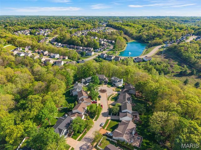 1531 Winter Chase Drive, Fenton, MO 63026
