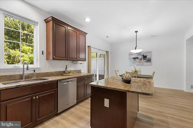 75 TRUMAN AVE, Princeton, NJ 08540