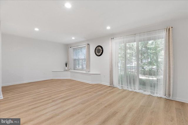 75 TRUMAN AVE, Princeton, NJ 08540