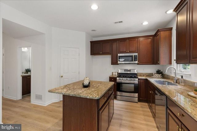 75 TRUMAN AVE, Princeton, NJ 08540