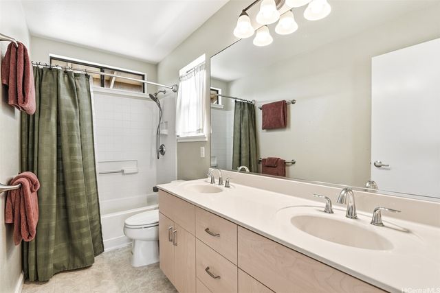 94-1024 Pouhana Way 24, Waipahu, HI 96797