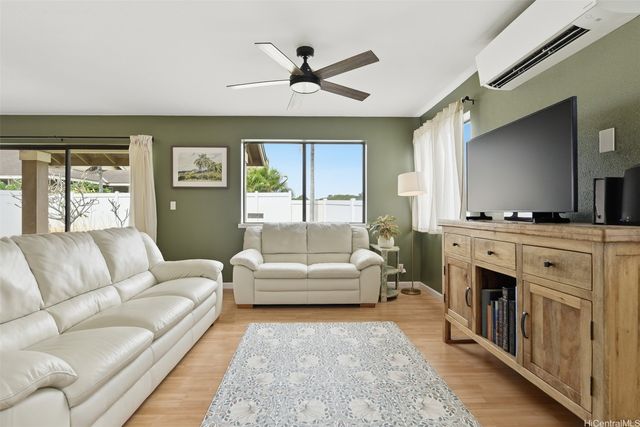 94-1024 Pouhana Way 24, Waipahu, HI 96797