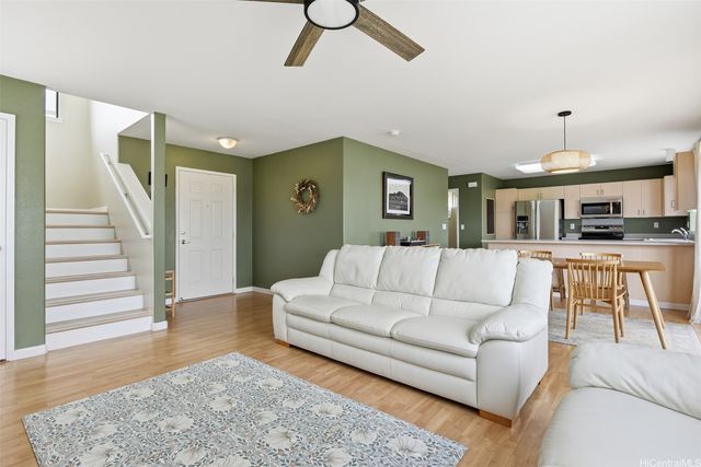 94-1024 Pouhana Way 24, Waipahu, HI 96797