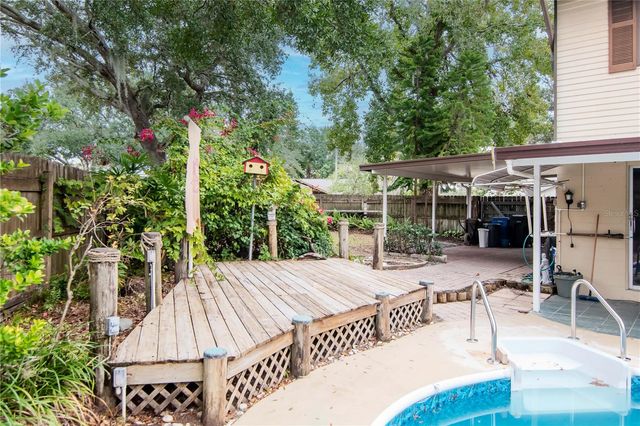 522 HILLDALE ROAD, Brandon, FL 33510