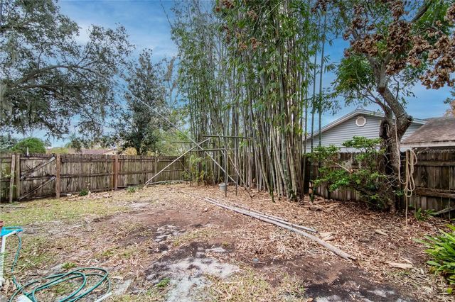 522 HILLDALE ROAD, Brandon, FL 33510