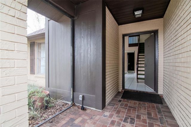 522 HILLDALE ROAD, Brandon, FL 33510