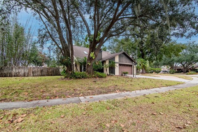 522 HILLDALE ROAD, Brandon, FL 33510