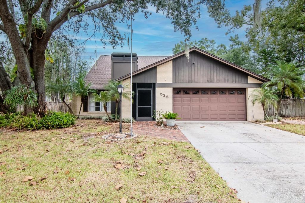 522 HILLDALE ROAD, Brandon, FL 33510