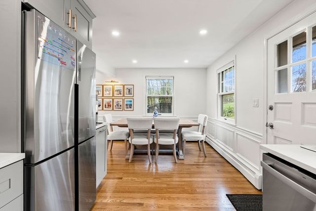92 Moffatt Rd, Salem, MA 01970
