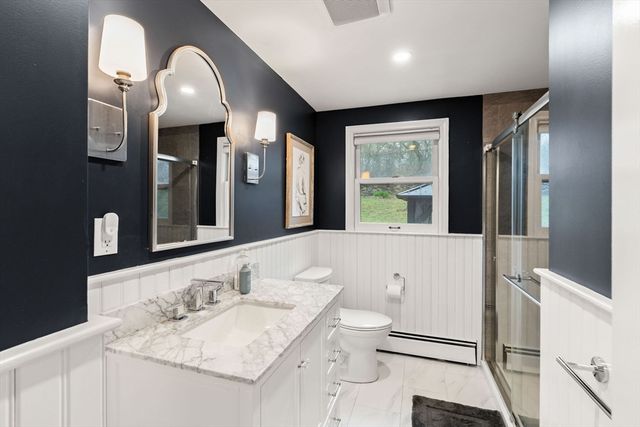 92 Moffatt Rd, Salem, MA 01970
