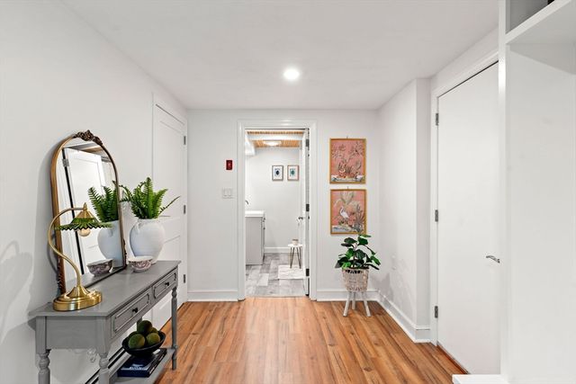 92 Moffatt Rd, Salem, MA 01970