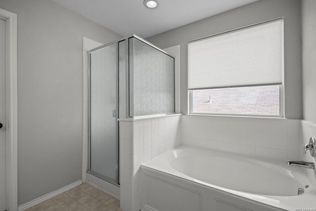 8422 Pioneer Fld, San Antonio, TX 78253