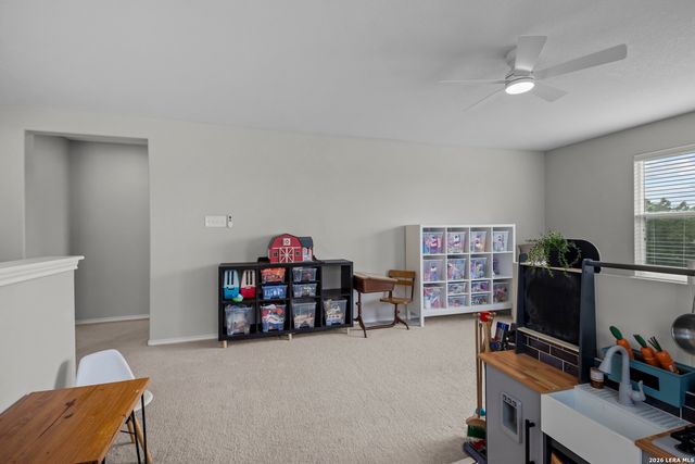 8422 Pioneer Fld, San Antonio, TX 78253