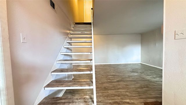 3045 Park Lane 1060, Dallas, TX 75220