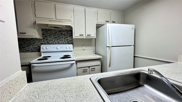 3045 Park Lane 1060, Dallas, TX 75220