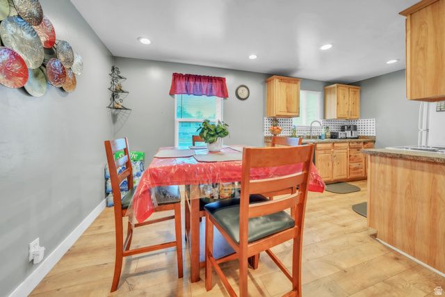 6828 W COPPERHILL DR, West Valley City, UT 84128