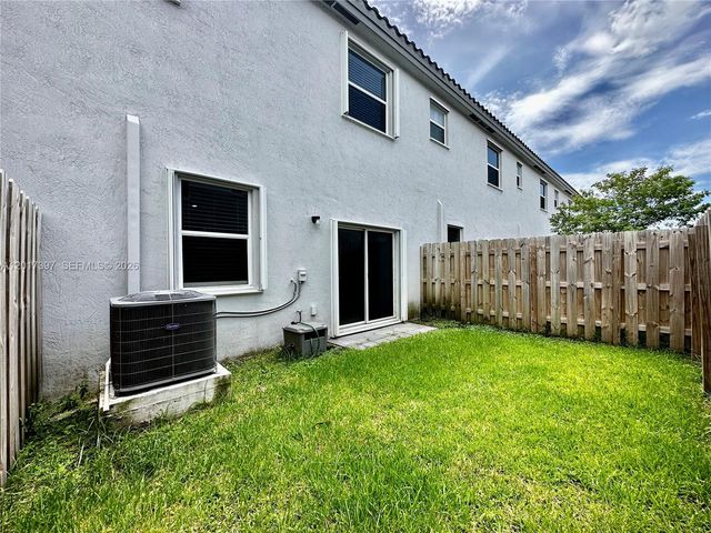 2685 SE 13th Ct, Homestead, FL 33035