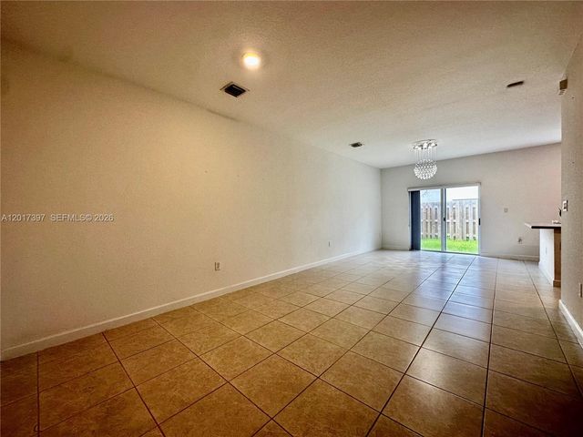 2685 SE 13th Ct, Homestead, FL 33035