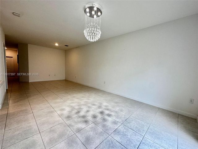 2685 SE 13th Ct, Homestead, FL 33035