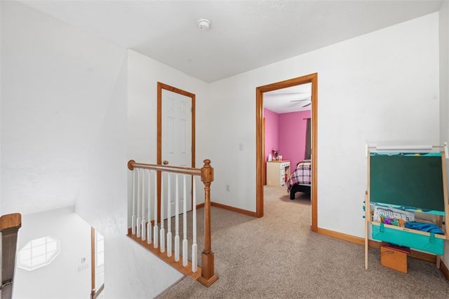 1319 Deerfield Ln, W Leechburg, PA 15656