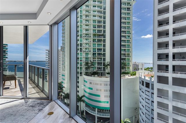 1300 Brickell Bay Dr 1102, Miami, FL 33131