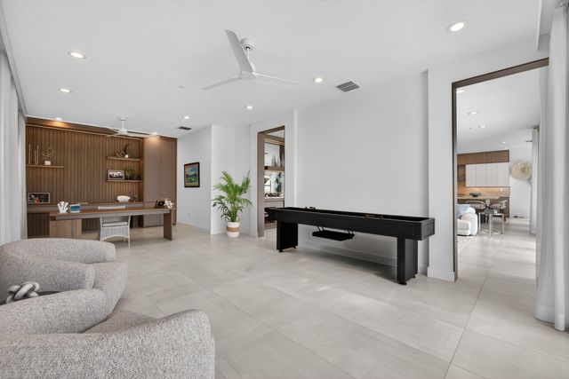 9931 Migration Point, Palm Beach Gardens, FL 33412