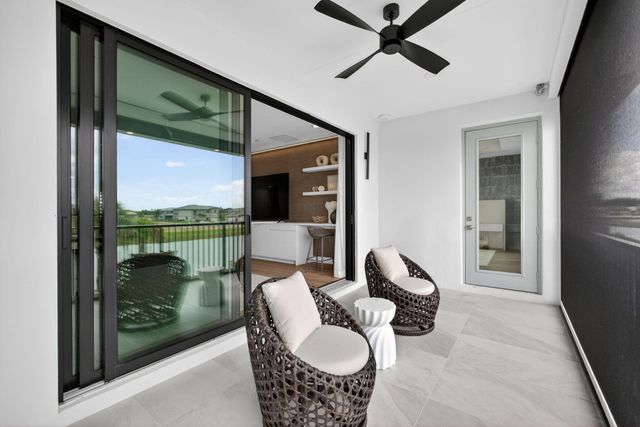9931 Migration Point, Palm Beach Gardens, FL 33412