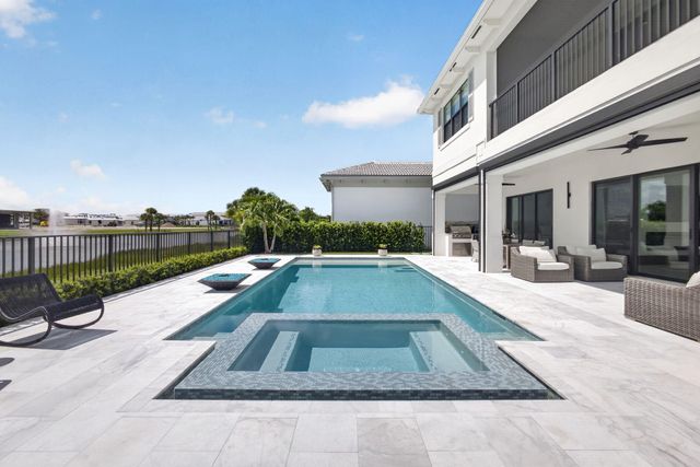 9931 Migration Point, Palm Beach Gardens, FL 33412