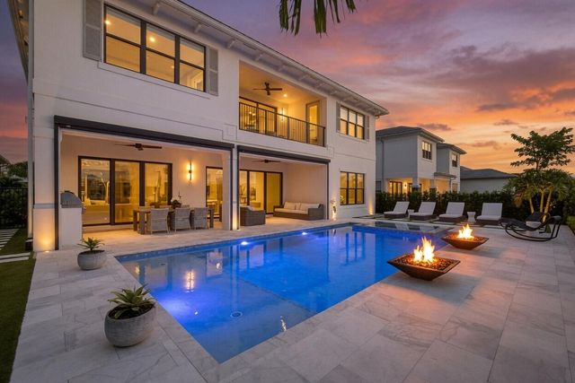 9931 Migration Point, Palm Beach Gardens, FL 33412