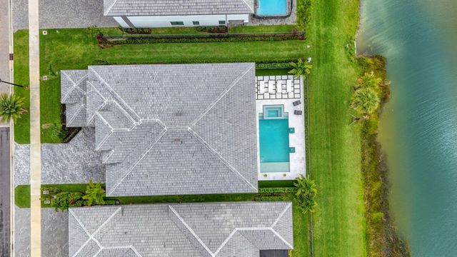 9931 Migration Point, Palm Beach Gardens, FL 33412