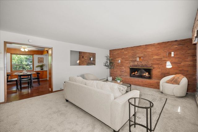 821 E Broad St, Spokane, WA 99207