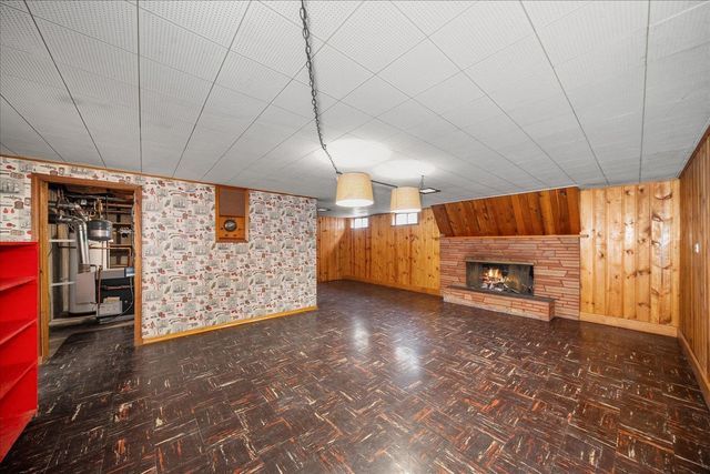 821 E Broad St, Spokane, WA 99207