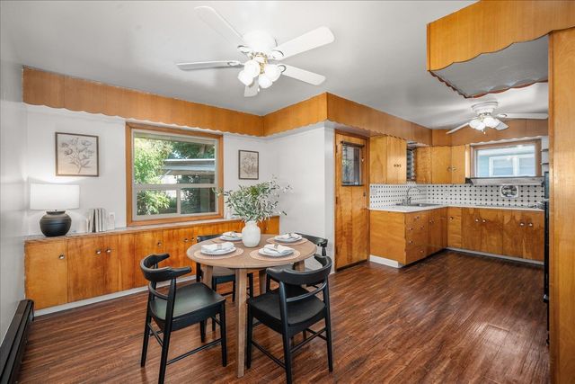 821 E Broad St, Spokane, WA 99207