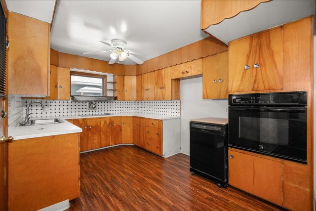 821 E Broad St, Spokane, WA 99207