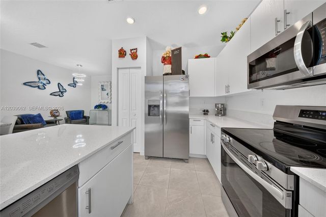 29253 SW 162nd Court, Homestead, FL 33033