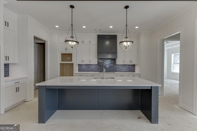 8135 Heardsville Court, Cumming, GA 30028