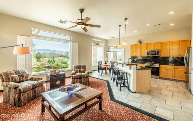 13322 N Heritage Club Place, Marana, AZ 85658