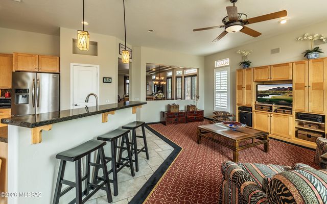 13322 N Heritage Club Place, Marana, AZ 85658