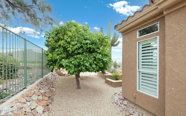 13322 N Heritage Club Place, Marana, AZ 85658