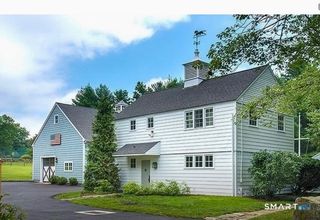 437 Hulls Farm ~Carriage House~ Road, Fairfield, CT 06890