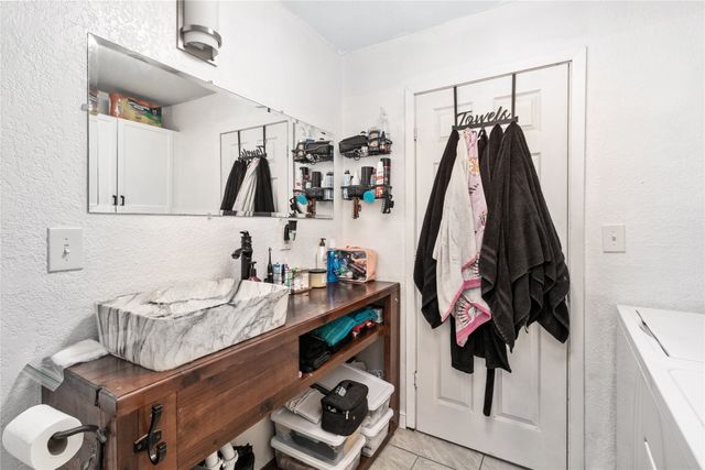 512 S Nueces Street, Coleman, TX 76834