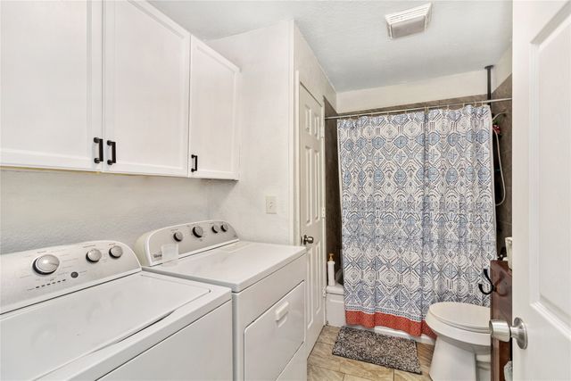 512 S Nueces Street, Coleman, TX 76834