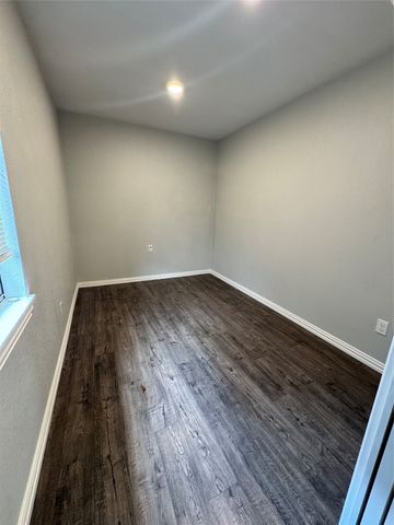 4225 Sue Court, Lake Worth, TX 76135